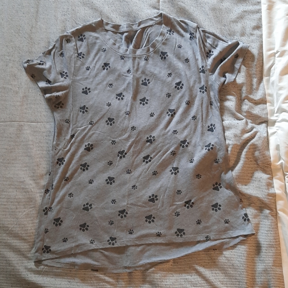 Pawprint T-shirt